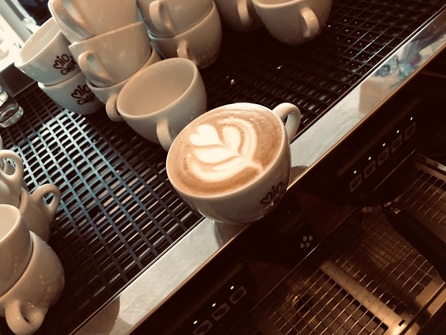 Comentarii opinii despre Antikvariát Kaviareň