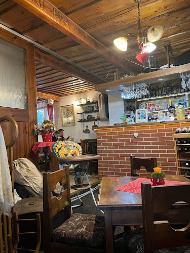 Colombiana - bar, pizza, restaurant
