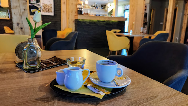 Raspberry Café & Drinks