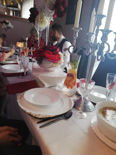 Opinii despre Manhattan cafe în Nové Zámky - Gastronómia a pohostinstvo