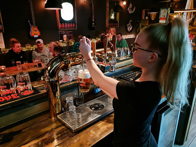 Opinii despre Bar Bar Caffe în Liptovský Mikuláš - Gastronómia a pohostinstvo