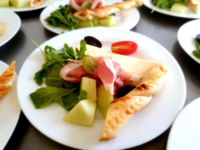 Reštaurácia Perón - Gastronómia a pohostinstvo