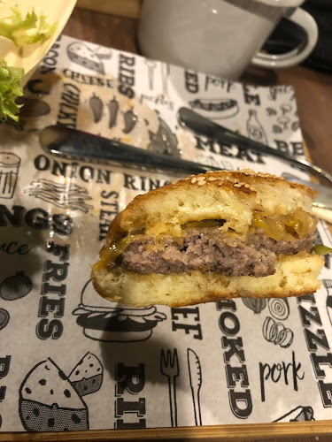 Yellow Point Bistro - Gastronómia a pohostinstvo