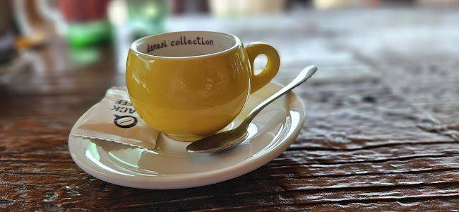 Black Coffee (ON THE ROOF OF SHOPPING CENTRAL) - Ružinov