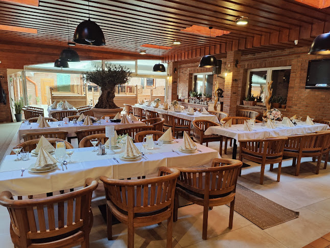 Opinii despre Chilli Pub & Restaurant în Nové Zámky - Gastronómia a pohostinstvo