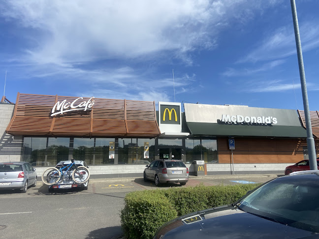 McDonald's - Gastronómia a pohostinstvo