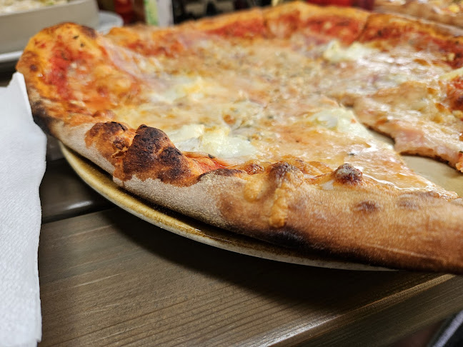 Opinii despre Pizzeria Barbaricum în Brezno - Gastronómia a pohostinstvo