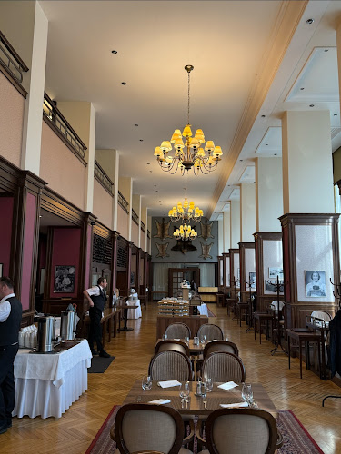 Dulovo námestie 1, 821 08 Ružinov