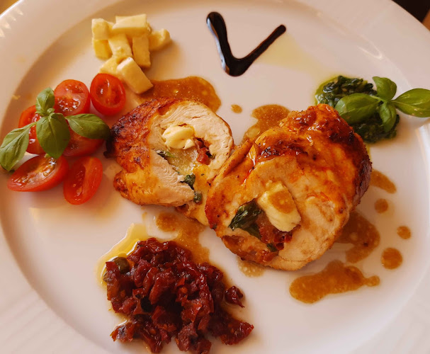 Vozár Restaurant- Classic European Cuísine