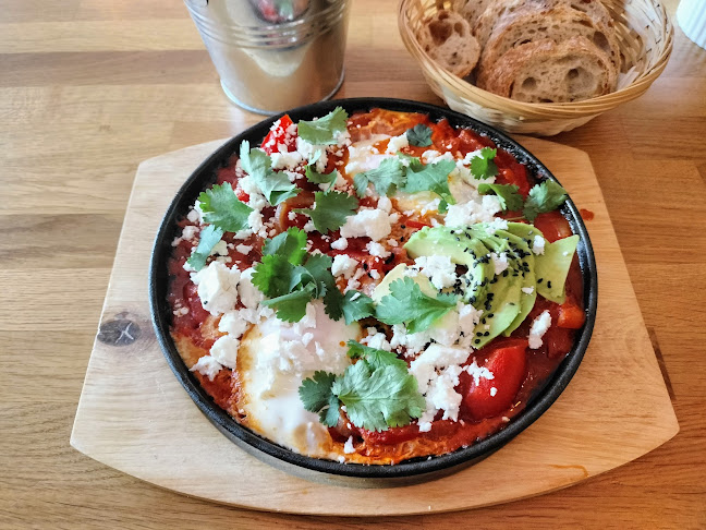 Pionjer Café - Gastronómia a pohostinstvo