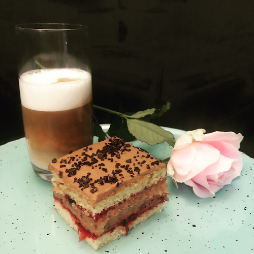 Lazovná 247/16, 974 01 Banská Bystrica