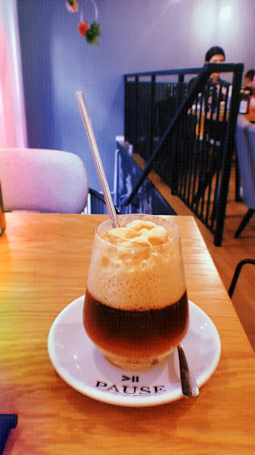 Pause Coffee & Sweets