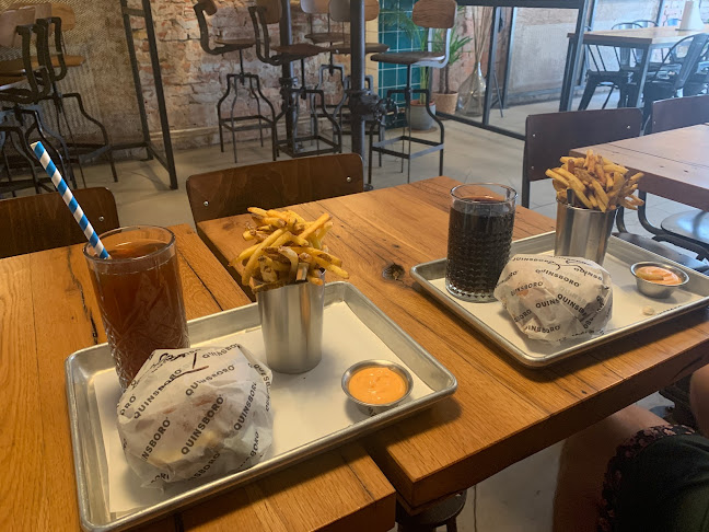 Opinii despre QUINSBORO în Bratislava - Gastronómia a pohostinstvo