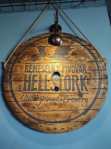 63, Hviezdoslavova 2556, 905 01 Senica