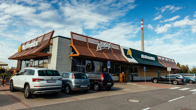 Opinii despre McDonald's în Trnava - Gastronómia a pohostinstvo