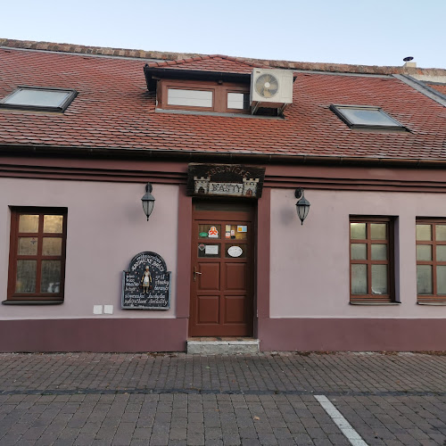 Reštaurácia Zbojnícke bašty