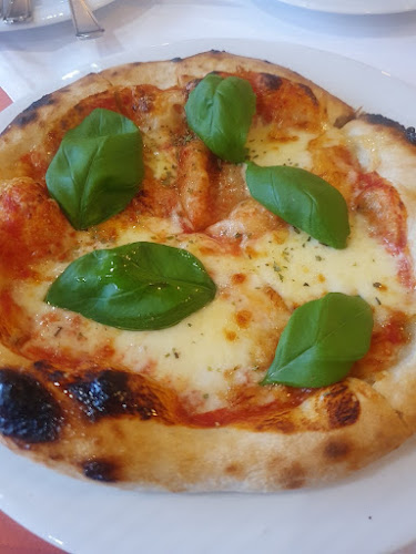 Comentarii opinii despre Romantica