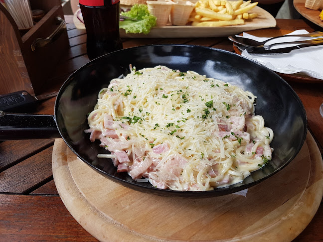 Tirolská izba - Gastronómia a pohostinstvo