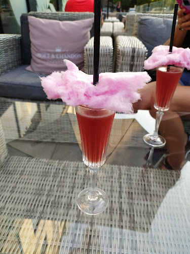 Comentarii opinii despre Mow Bar