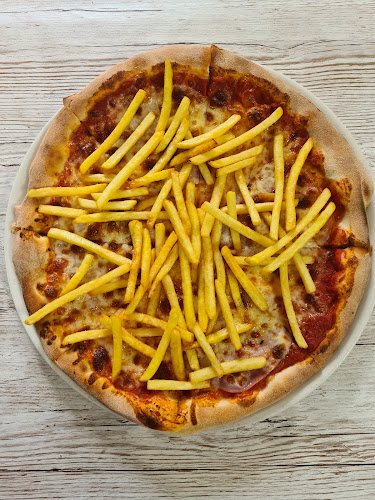 Pizza Carlito - Gastronómia a pohostinstvo