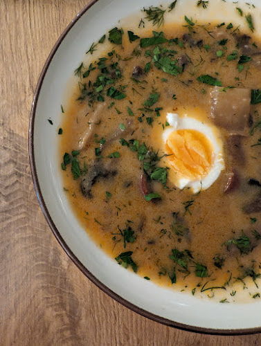 Opinii despre Davaj Het - Bystrický lokál în Banská Bystrica - Gastronómia a pohostinstvo