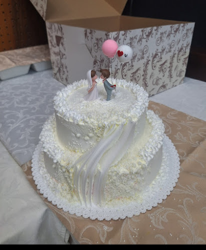 Opinii despre Cukráreň Dášenka în Trenčianska Turná - Gastronómia a pohostinstvo