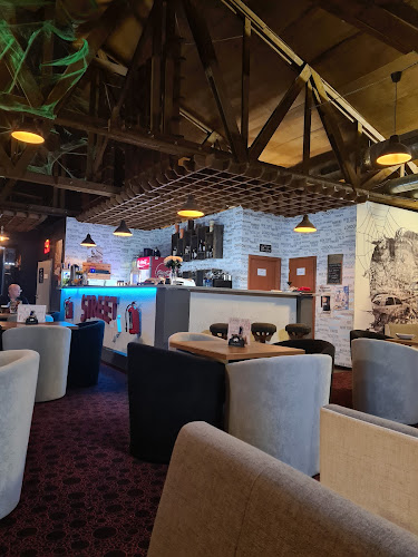 Street bar - Gastronómia a pohostinstvo