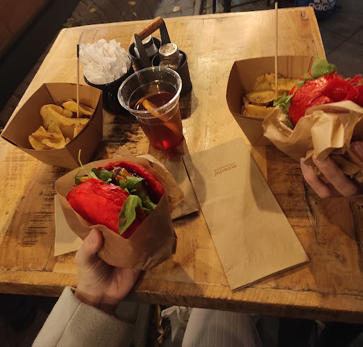 Comentarii opinii despre Butcher's Bits