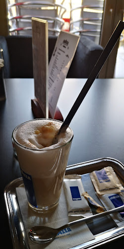 Opinii despre Kaviareň Lavazza în Hriňová - Gastronómia a pohostinstvo