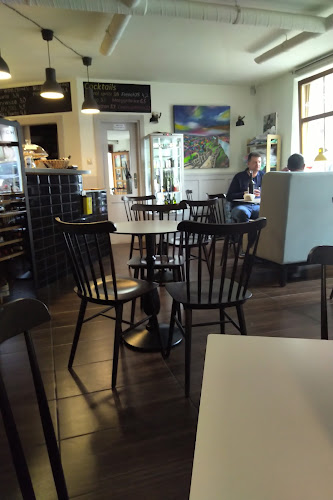 Comentarii opinii despre DRAK&FINCH Winebar Coffeeshop