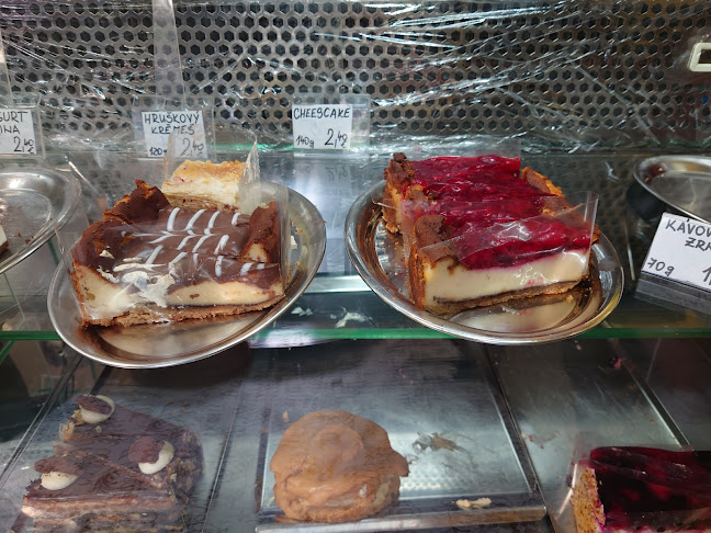 1, Ovsištské námestie 2631, 851 04 Bratislava-Petržalka