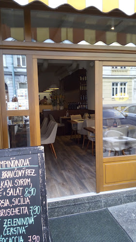 Opinii despre Caffe Restaurant 66 în Bratislava - Gastronómia a pohostinstvo