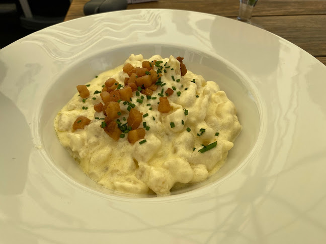 Námestie Alexandra Dubčeka 1, 811 01 Staré Mesto