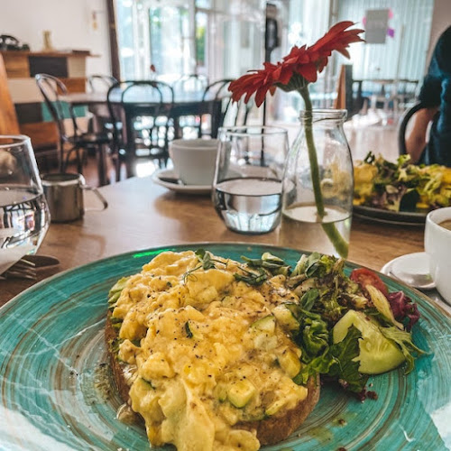 Jacob Café Restaurant