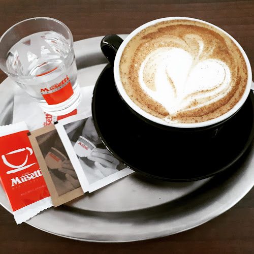 Comentarii opinii despre LOUZZIANA coffee bar & restaurant