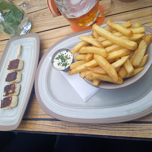 Jurigovo námestie 1, 841 04 Karlova Ves