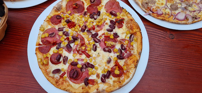 Pizza-House - Gastronómia a pohostinstvo