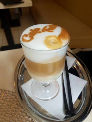 Cafe Trdlo, čerstvé ovocie v čokoláde - Žilina