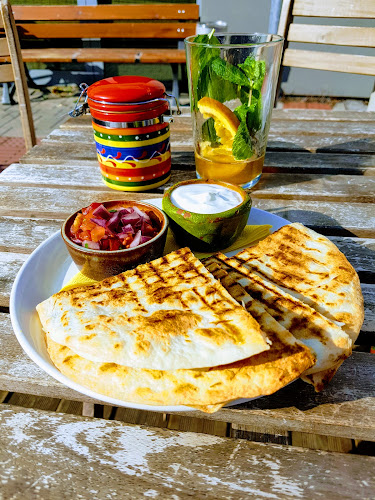 Micho Gusto café y tapas - Gastronómia a pohostinstvo