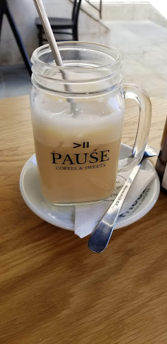 Opinii despre Pause Coffee & Sweets în Bratislava - Gastronómia a pohostinstvo