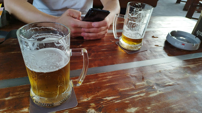 Posedenie Na rohu - Gastronómia a pohostinstvo