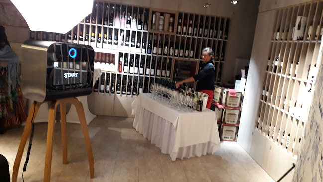 Comentarii opinii despre Wine Bar & Tapas by Provino