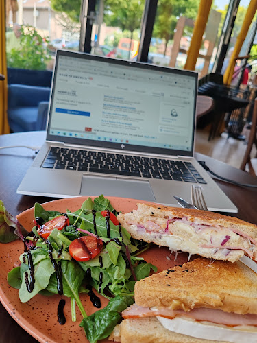 Comentarii opinii despre Café Štefánik