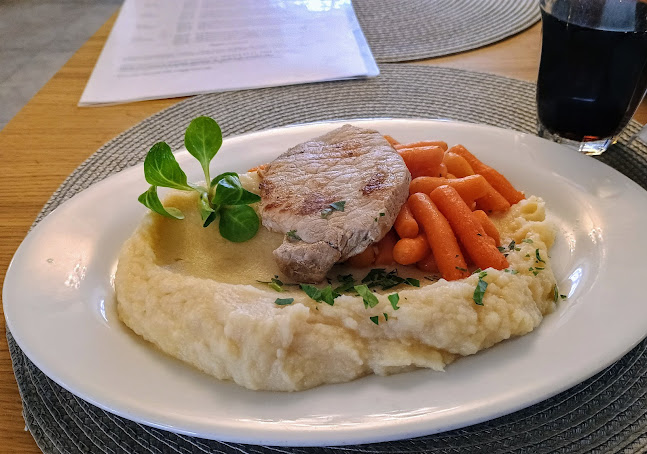 Reštaurácia UNIKOV