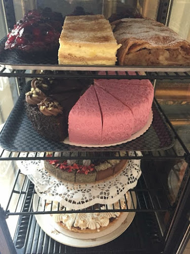 Antikvariát Kaviareň - Gastronómia a pohostinstvo