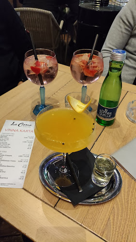 Opinii despre La Crema în Ružinov - Gastronómia a pohostinstvo