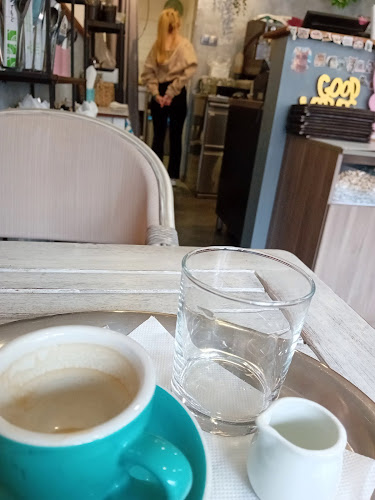 White Rabbit Noodle Bar & Sushi - Gastronómia a pohostinstvo