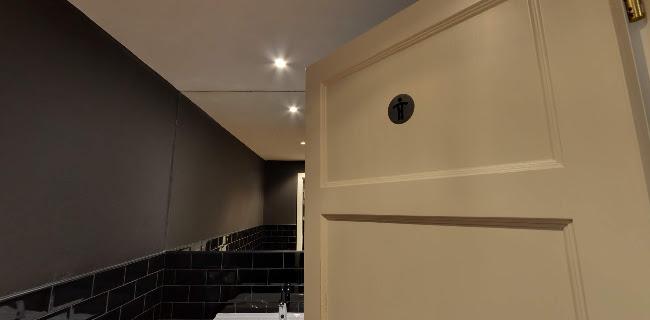 Dunajská 21, 811 08 Bratislava