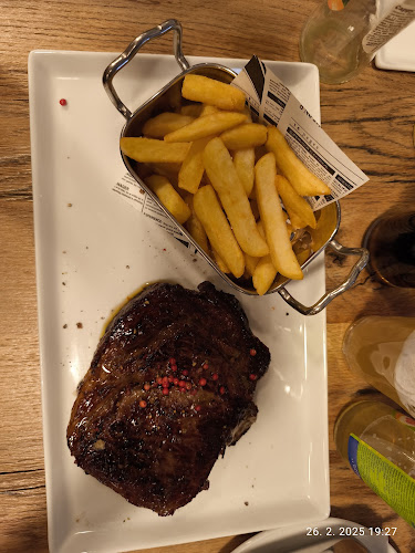 Opinii despre Modys în Nové Zámky - Gastronómia a pohostinstvo