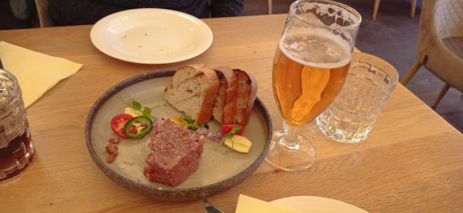 Meet Meat Restaurant & Bar - Gastronómia a pohostinstvo